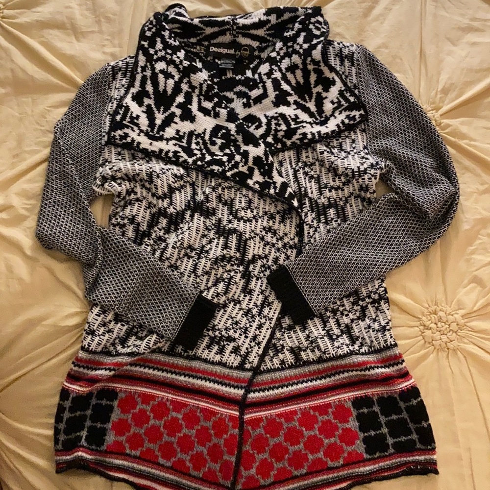 Soft comfy Desigual sweater